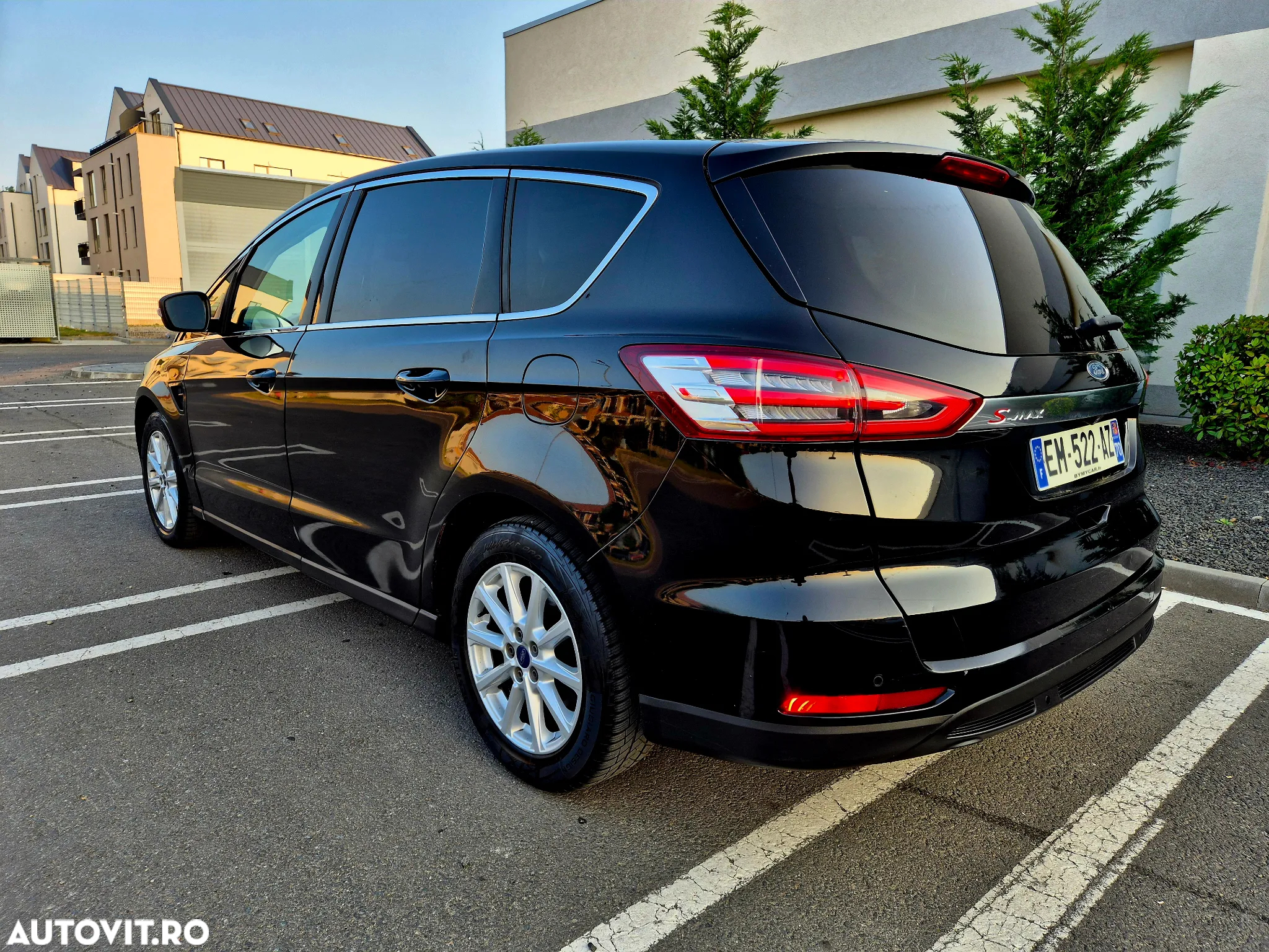 Ford S-Max 2.0 TDCi Titanium - 4