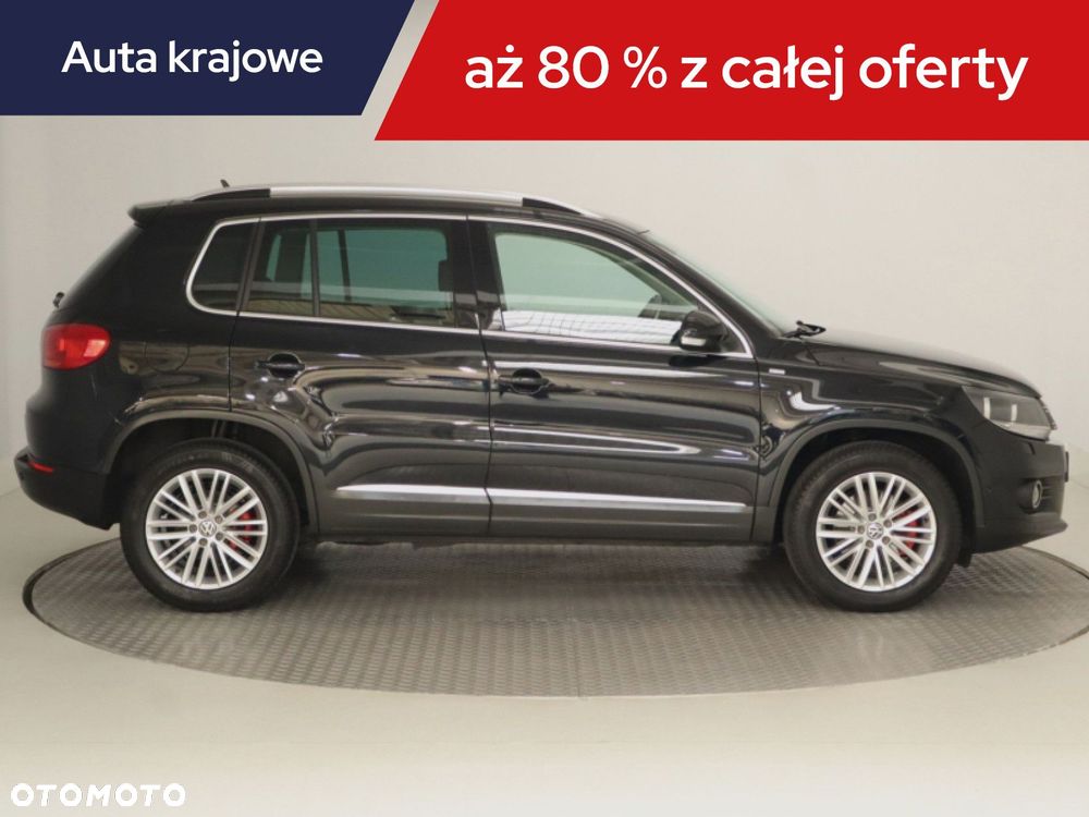 Volkswagen Tiguan - 8