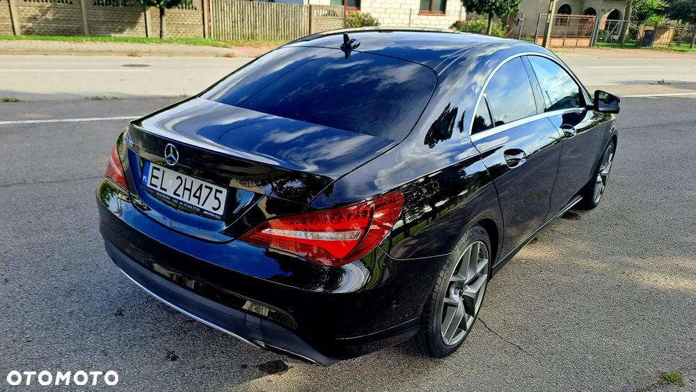 Mercedes-Benz CLA 180 7G-DCT AMG Line - 27