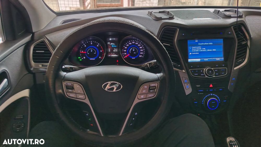 Hyundai Santa Fe blue 2.0 CRDI 2WD Family+ - 23