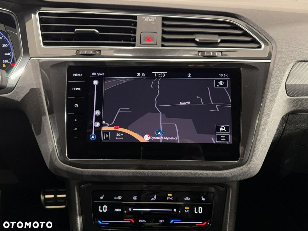 Volkswagen Tiguan - 27