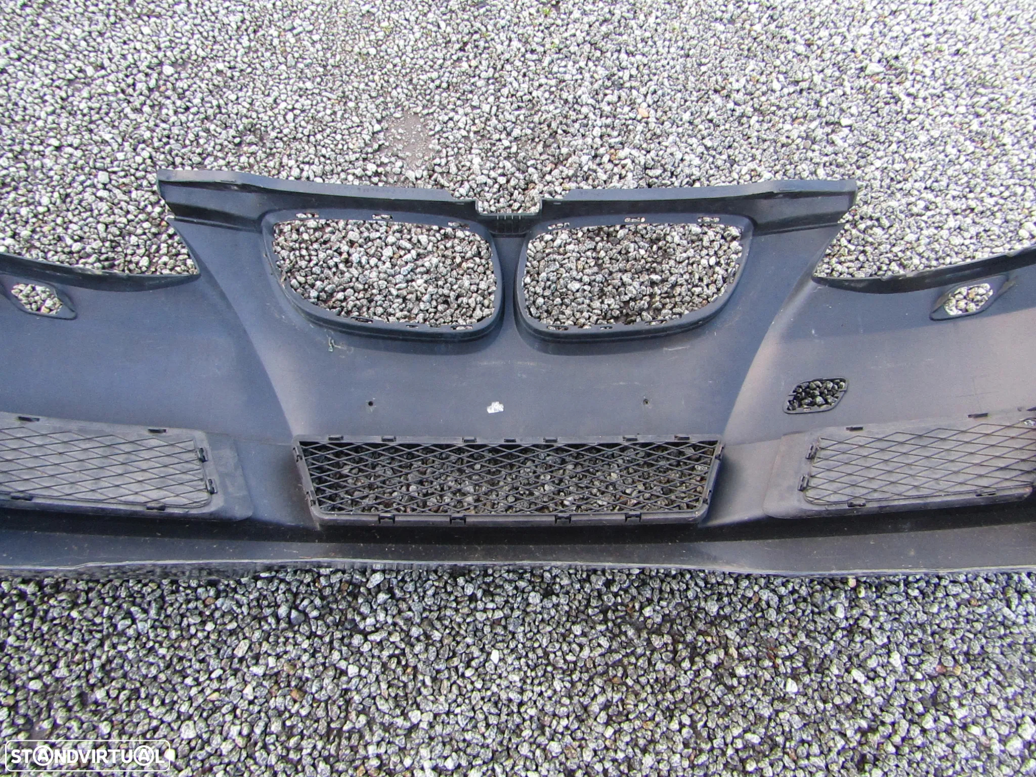 Para-choques frente BMW E92  C/farois de nevoeiro,  Original (ver descrição) - 10