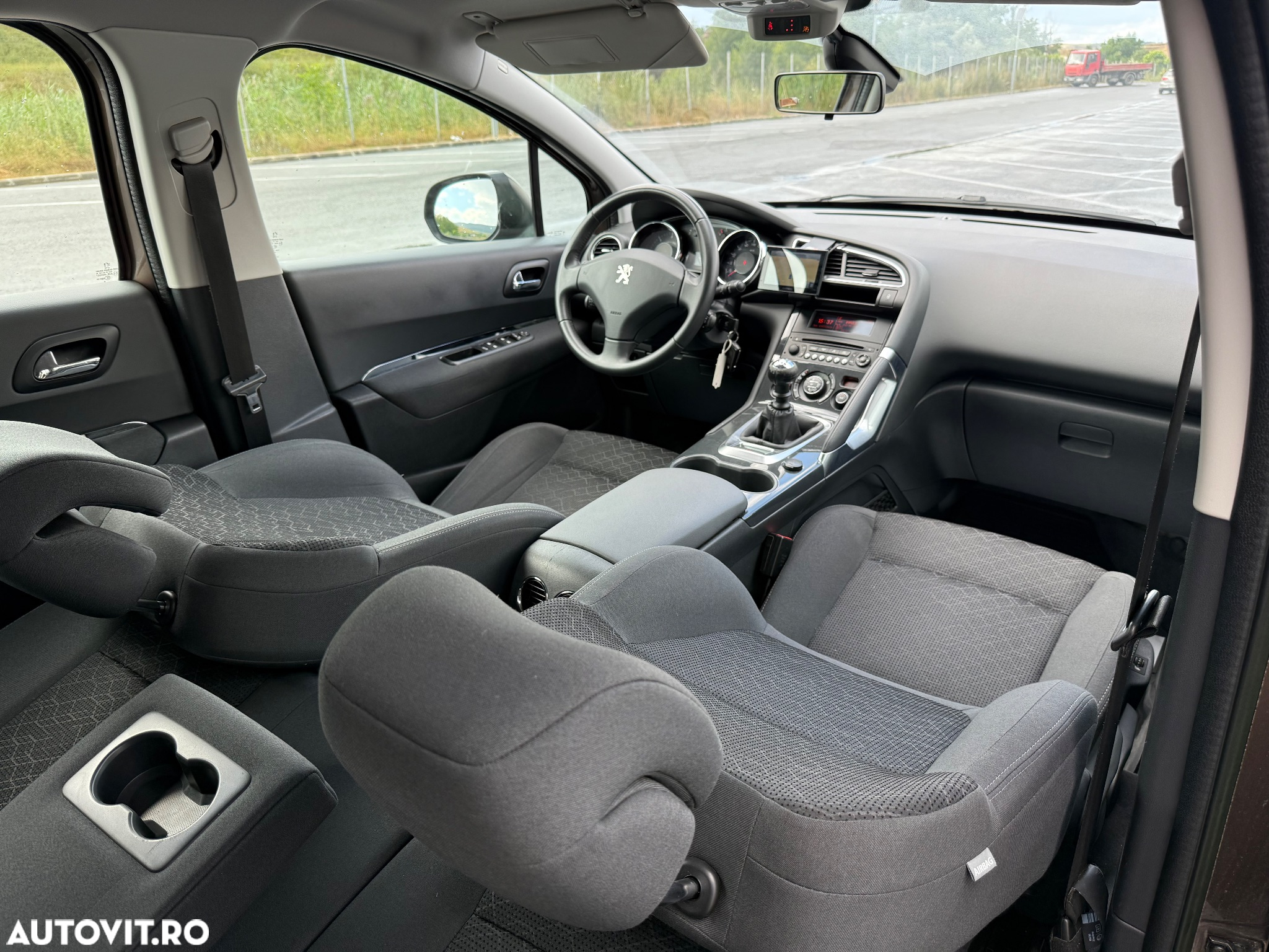 Peugeot 3008 HDi 115 Allure - 7