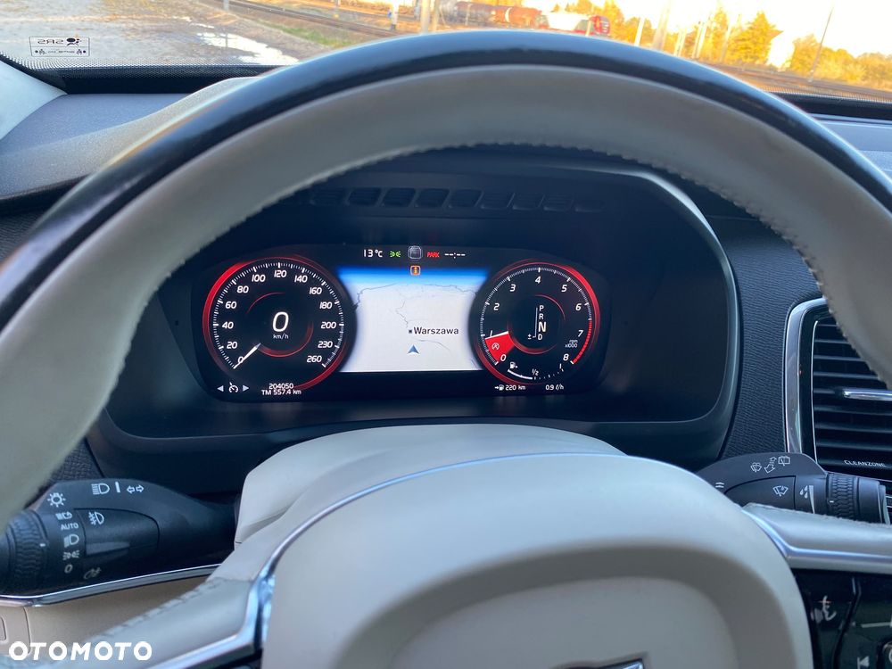 Volvo XC 90 T6 AWD Geartronic Momentum - 22