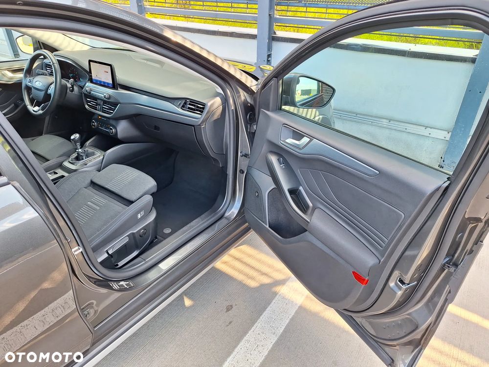 Ford Focus 1.5 EcoBoost Active Business - 28