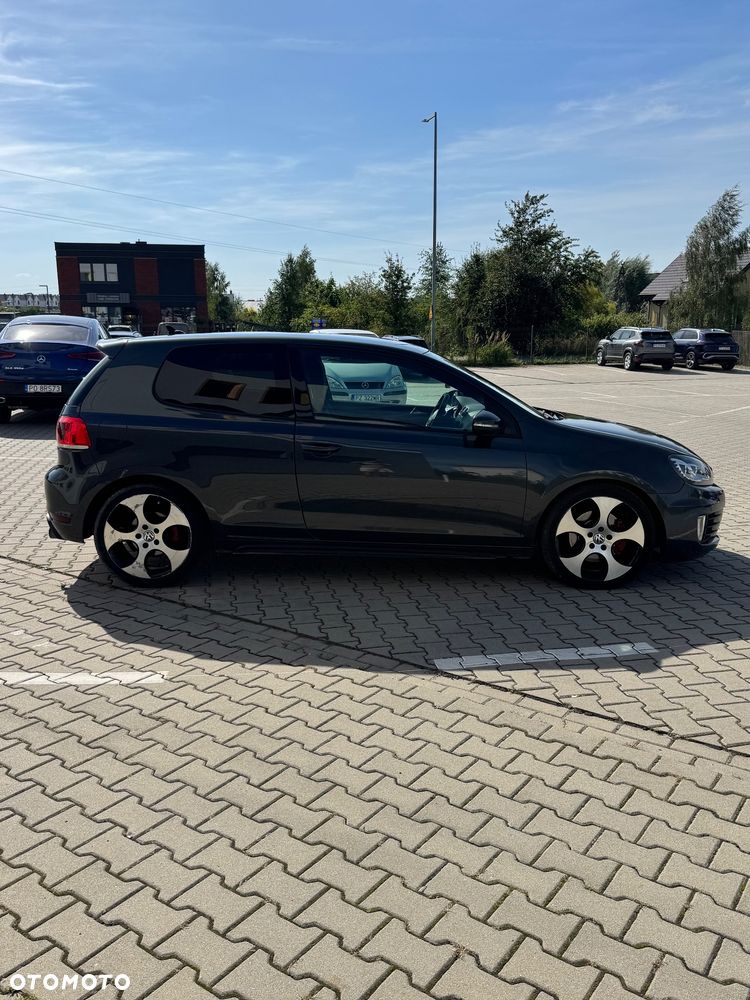 Volkswagen Golf 2.0 GTI DSG - 6