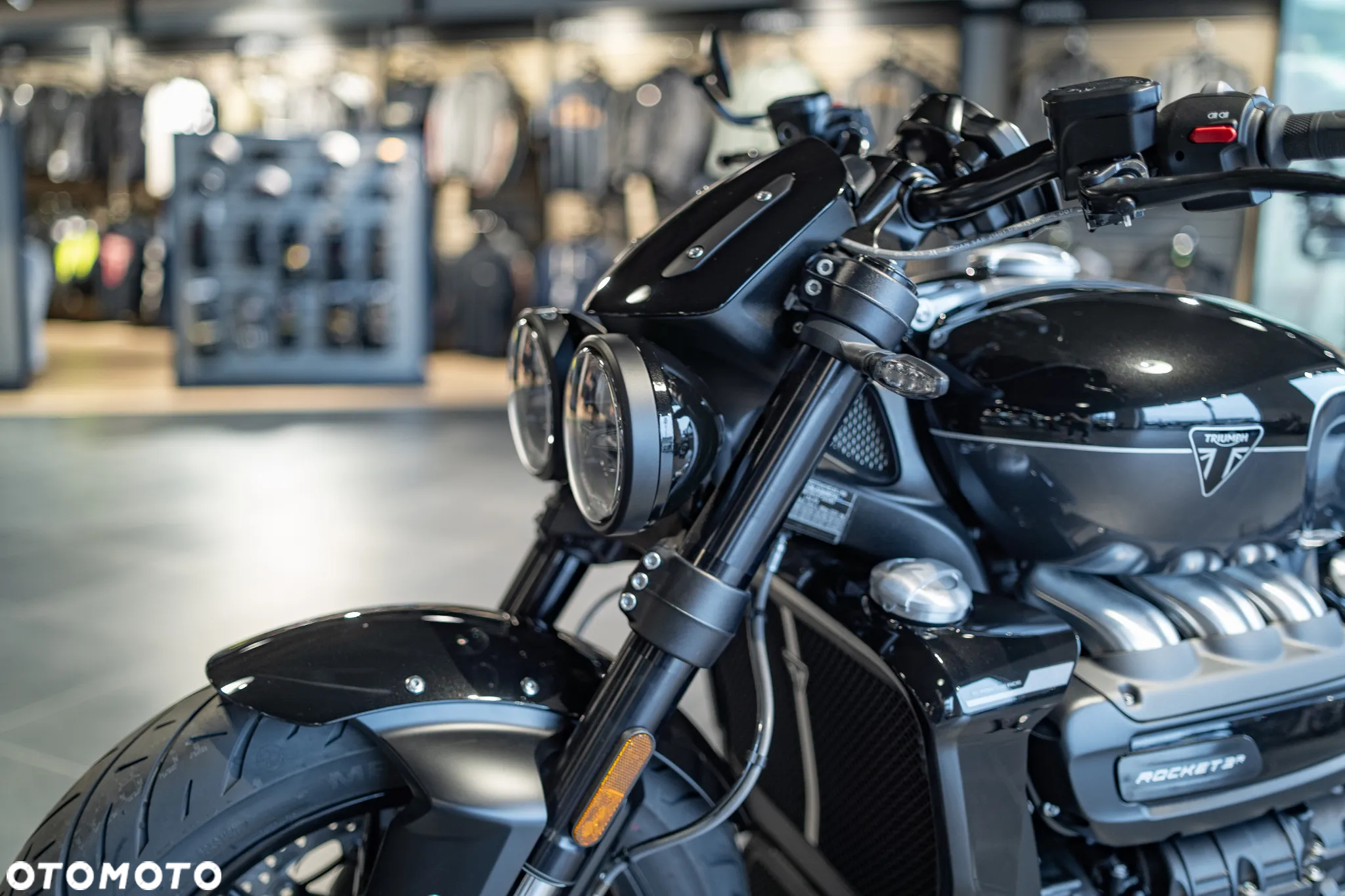 Triumph Rocket - 20