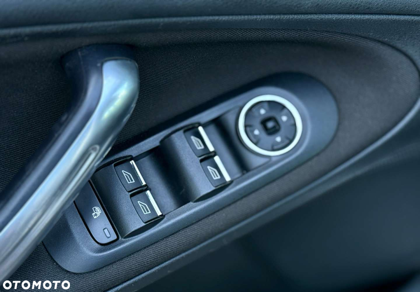Ford S-Max - 23
