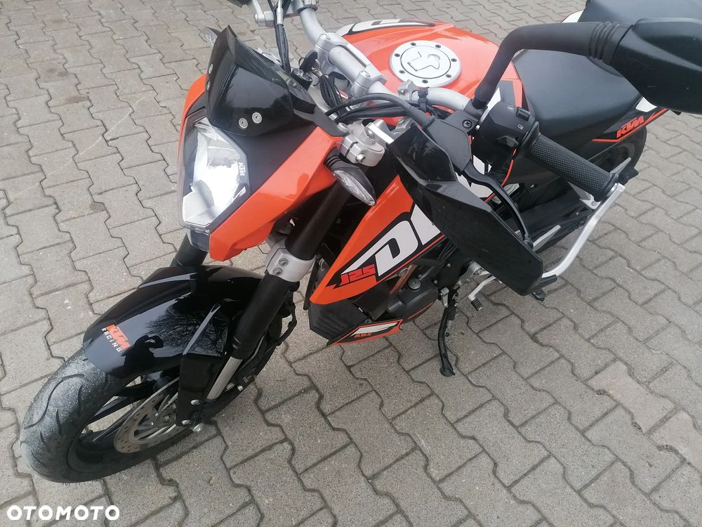 KTM Duke - 4