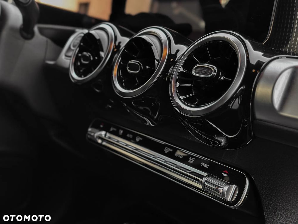 Mercedes-Benz GLB 200 d 8G-DCT Style - 10