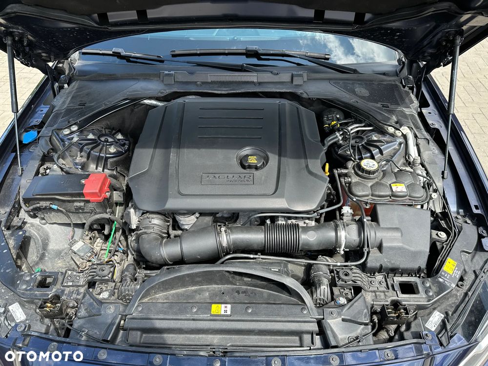 Jaguar XF - 30