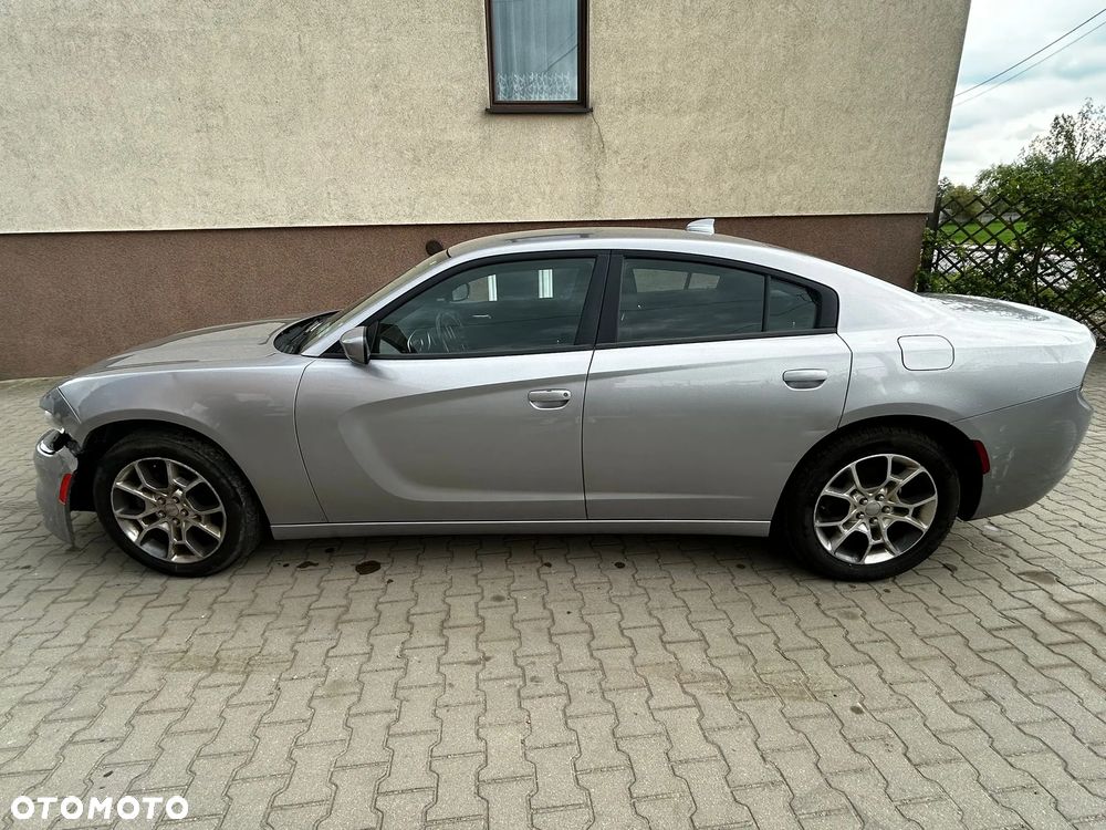 Dodge Charger - 4