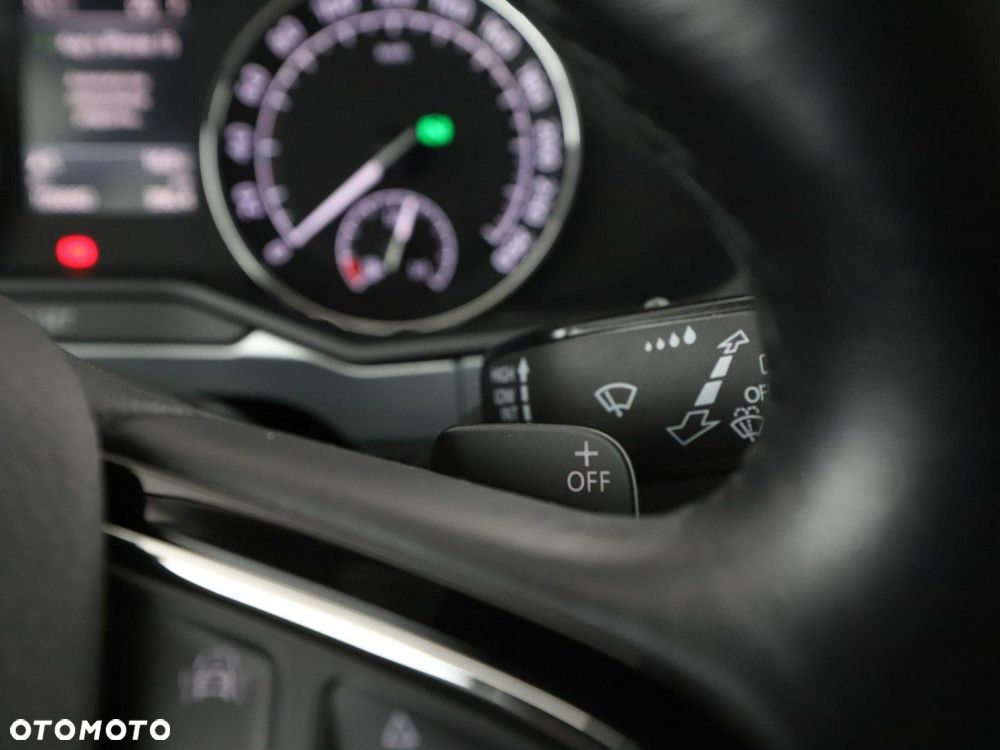 Skoda Superb 1.8 TSI Ambition DSG - 34