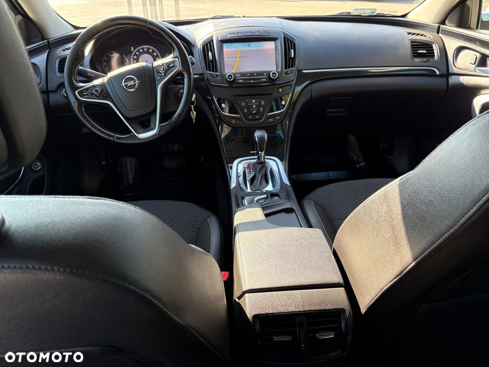 Opel Insignia - 21