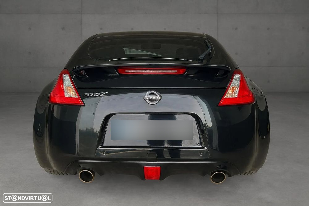 Nissan 370 Z Pack NAV+JA19 - 3