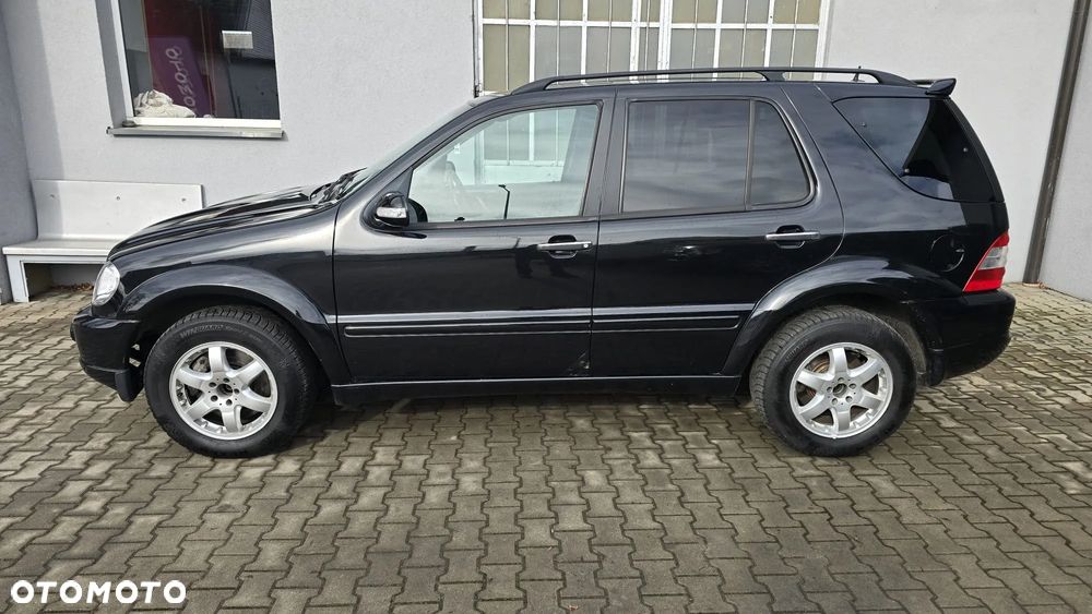 Mercedes-Benz ML - 21