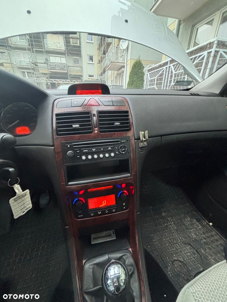 Peugeot 307 1.6 HDI Premium - 4