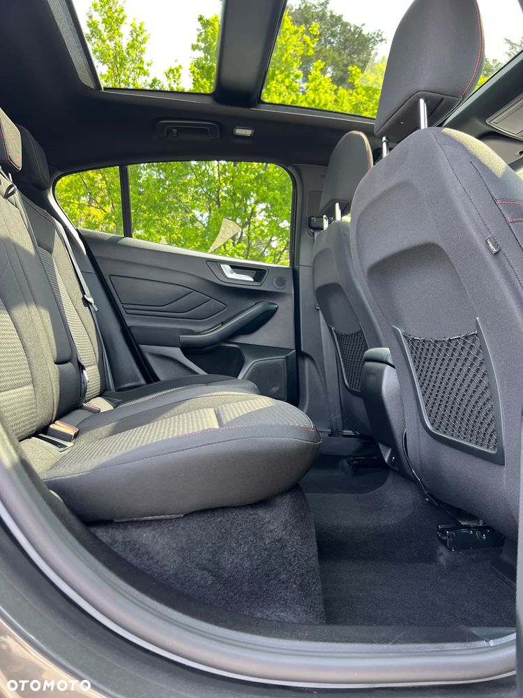 Ford Focus - 16
