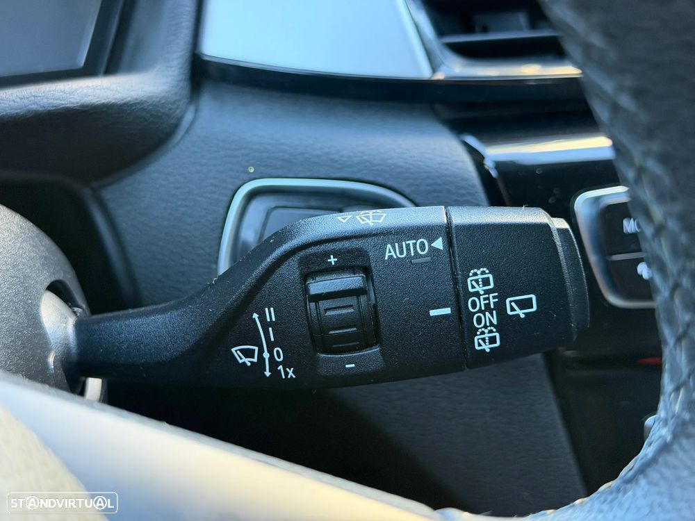 BMW X1 sDrive18i Advantage - 18