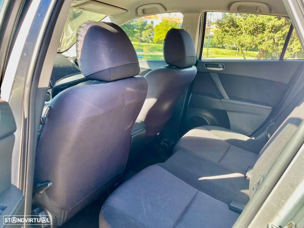 Mazda 3 MZ-CD 1.6 Sport - 10
