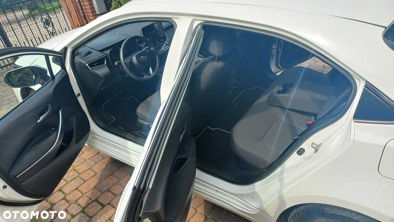 Toyota Corolla - 26