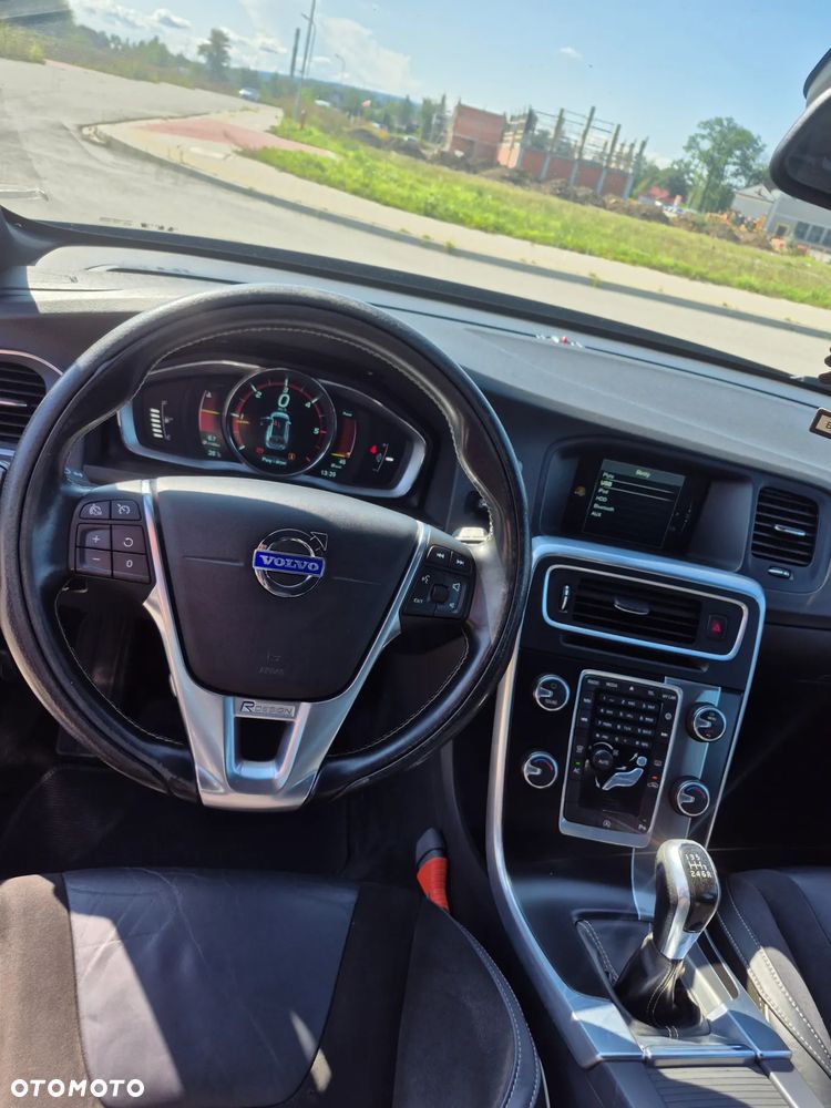 Volvo V60 - 11
