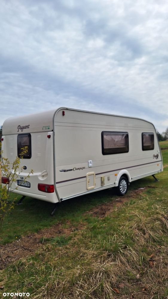 Bailey Pageant Champagne - 1