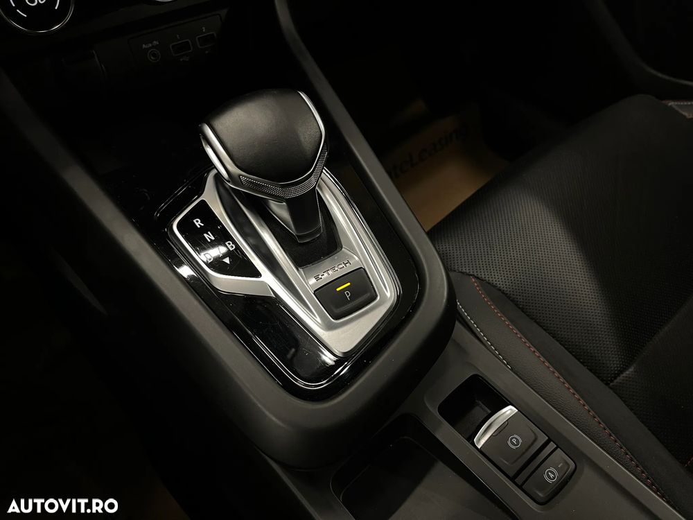 Renault Arkana E-TECH RS Line - 30