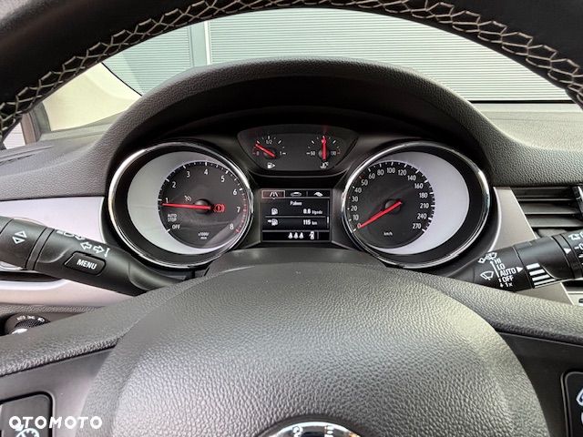 Opel Astra 1.2 T Edition S&S - 15