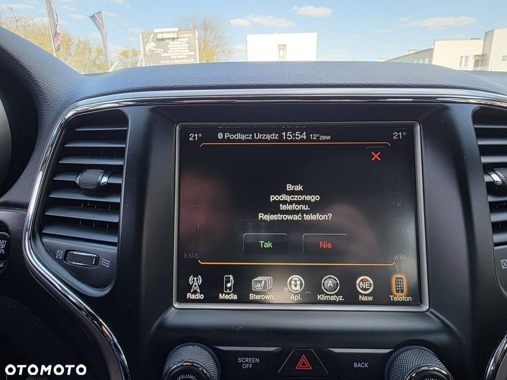 Jeep Grand Cherokee - 22