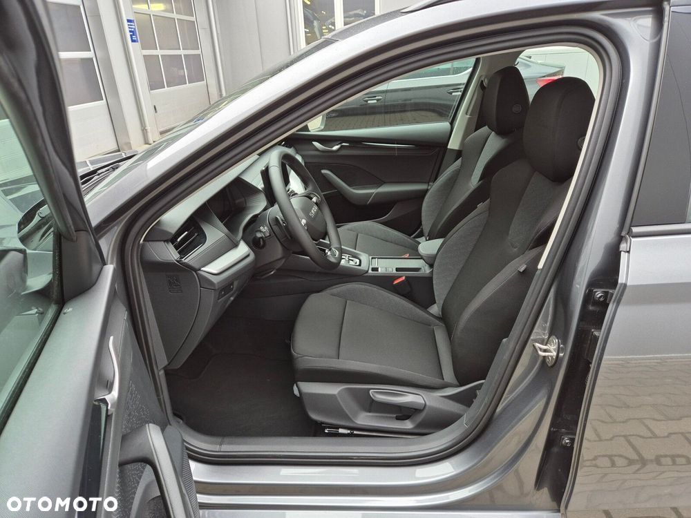 Skoda Octavia 2.0 TDI Drive Essence DSG - 15
