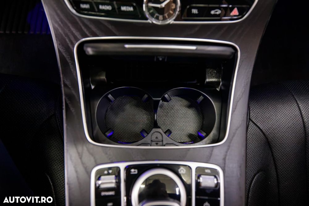 Mercedes-Benz CLS 400 d 4MATIC Aut - 28