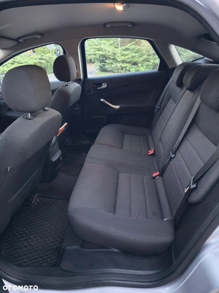 Ford Mondeo 1.8 TDCi Titanium - 5