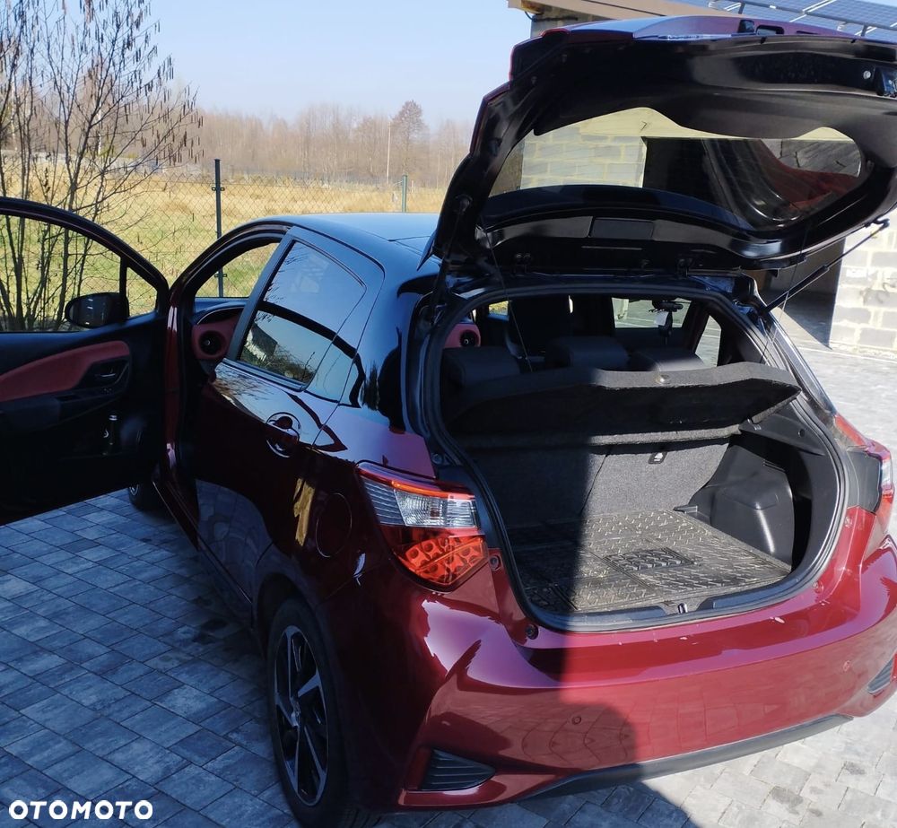 Toyota Yaris - 18