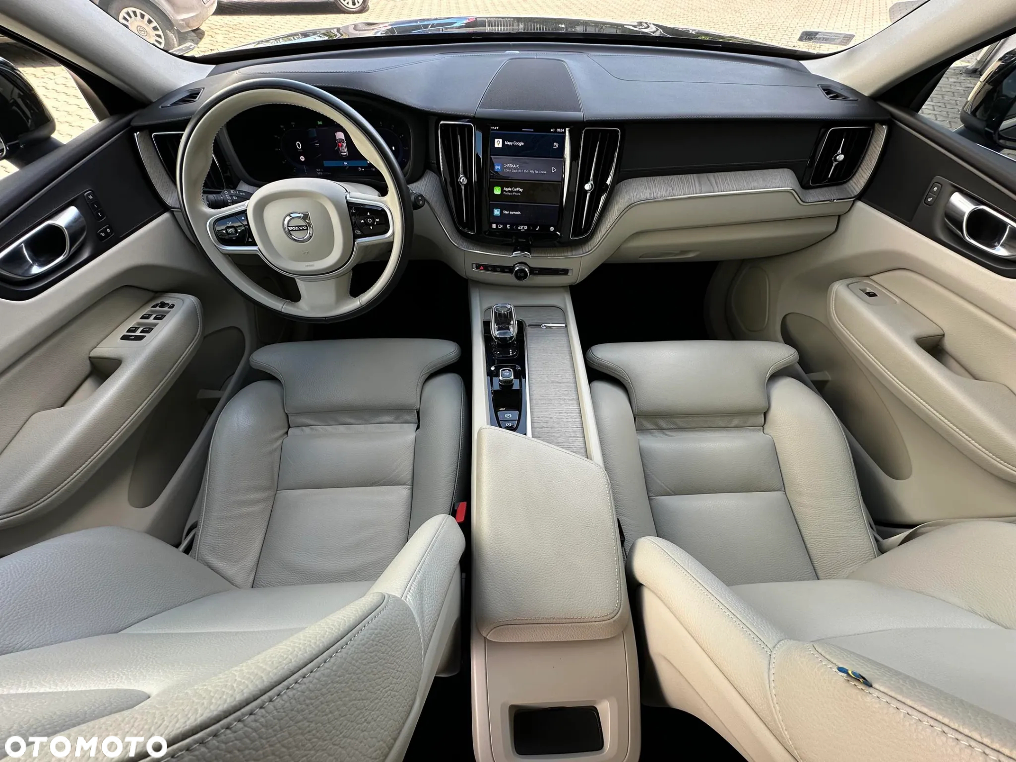Volvo XC 60 B4 D AWD Inscription - 11