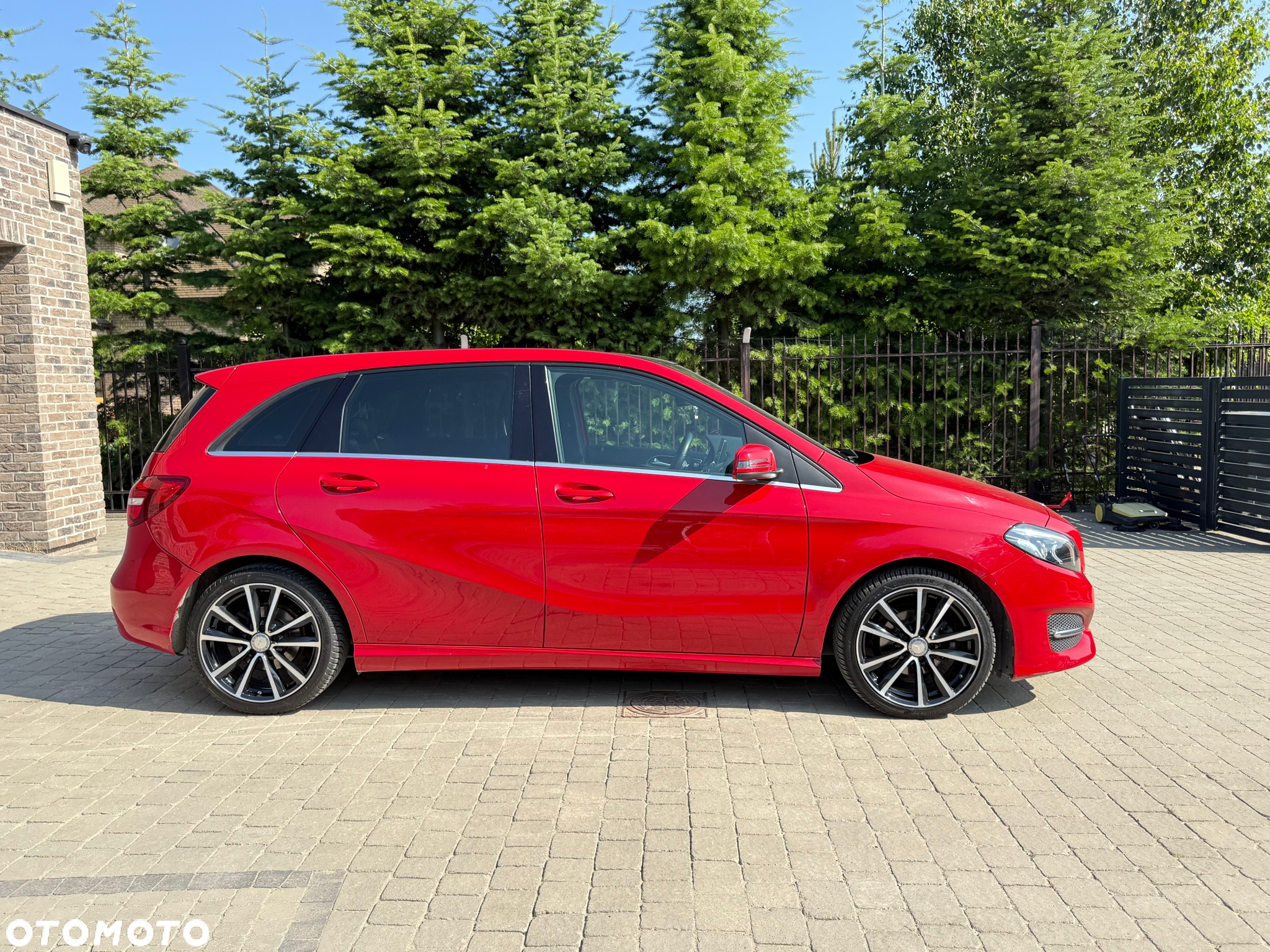 Mercedes-Benz Klasa B 180 (CDI) d 7G-DCT AMG Line - 9