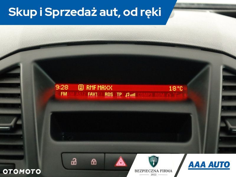 Opel Insignia - 15