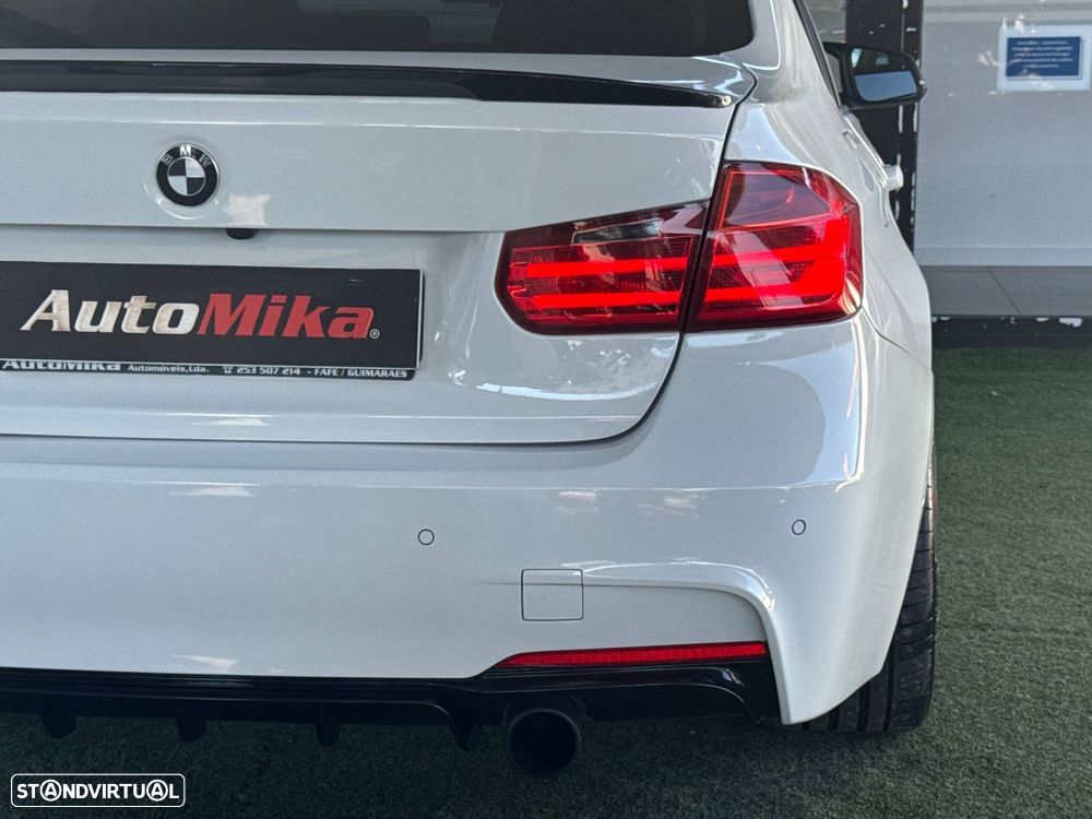 BMW 320 d EfficientDynamics Line Sport - 13