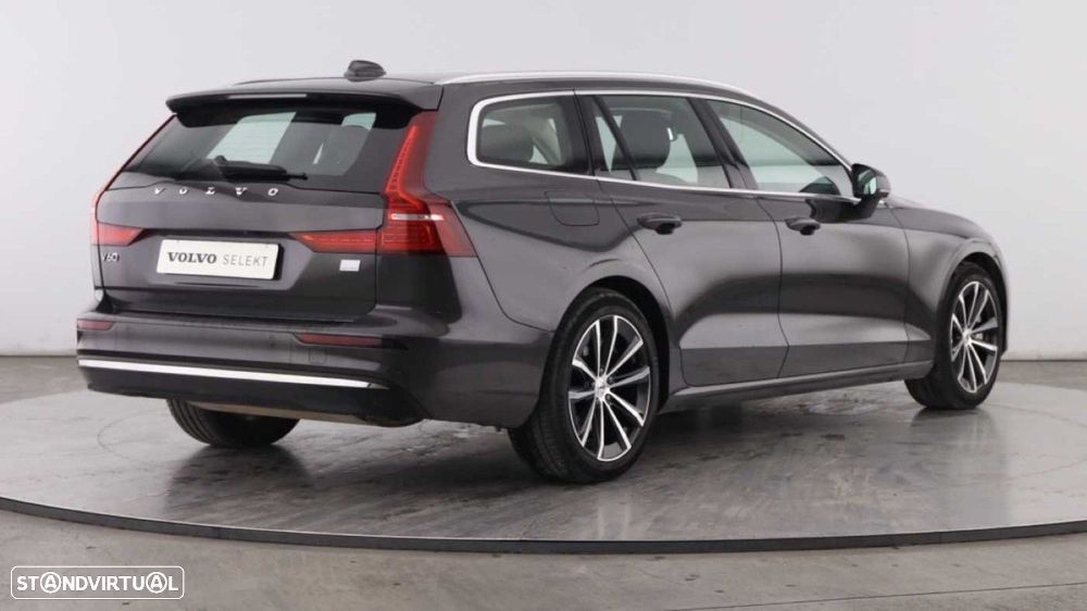 Volvo V60 2.0 T6 AWD TE Essential - 9