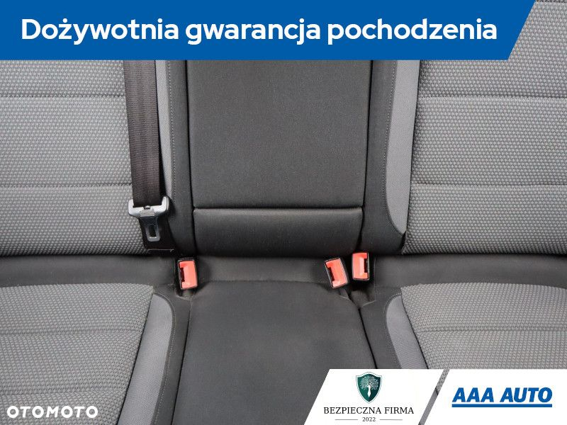 Volkswagen Golf - 11