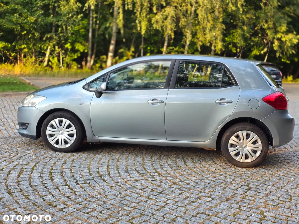 Toyota Auris 2.0 D-4D - 8