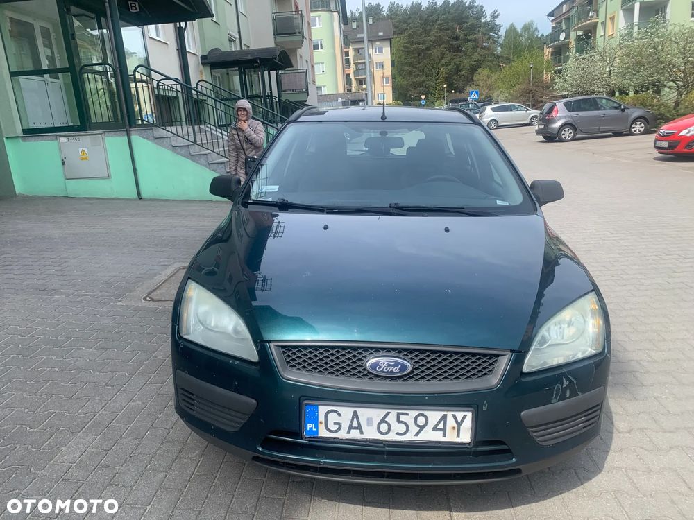 Ford Focus 1.4 16V Ambiente - 2
