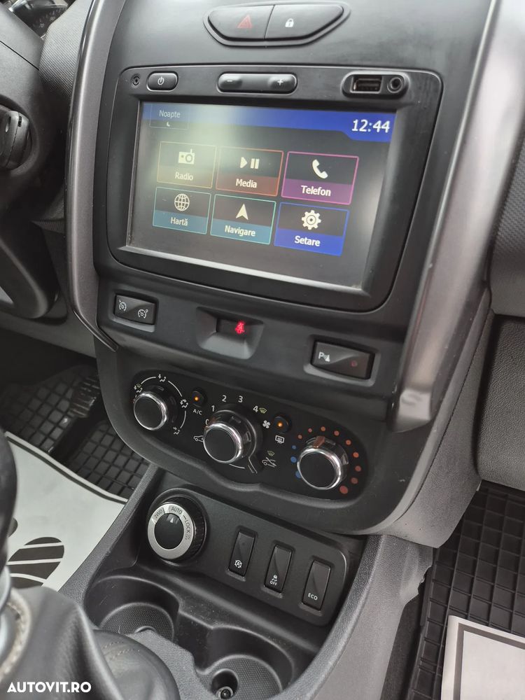 Dacia Duster dCi 110 FAP 4x4 Laureate - 11