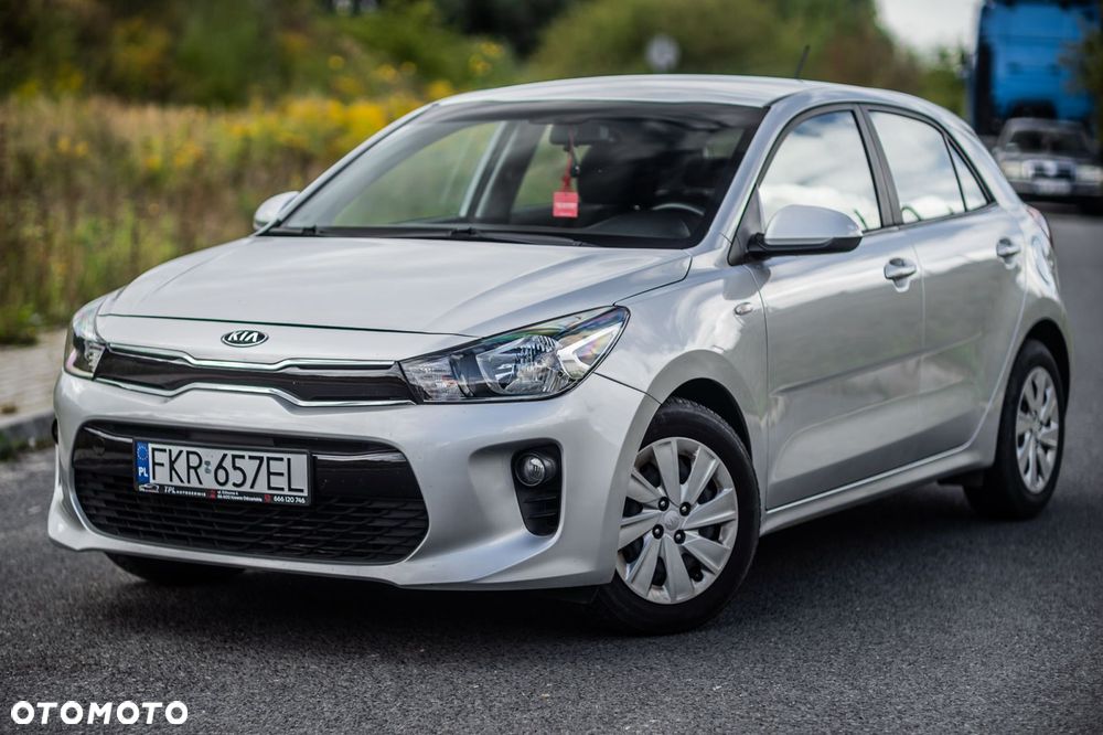 Kia Rio - 8