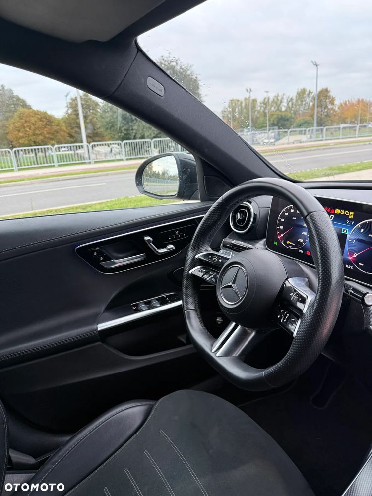 Mercedes-Benz Klasa C 220 d mHEV 4-Matic AMG - 13