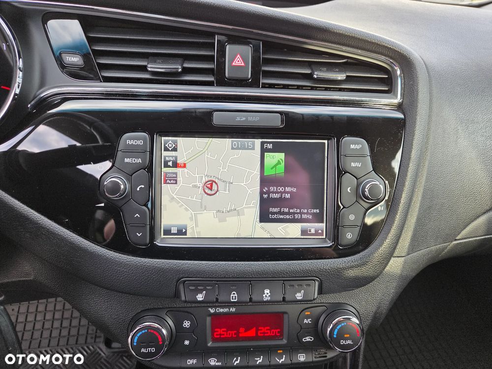 Kia Ceed 1.6 GDI ISG Platinum Edition - 13