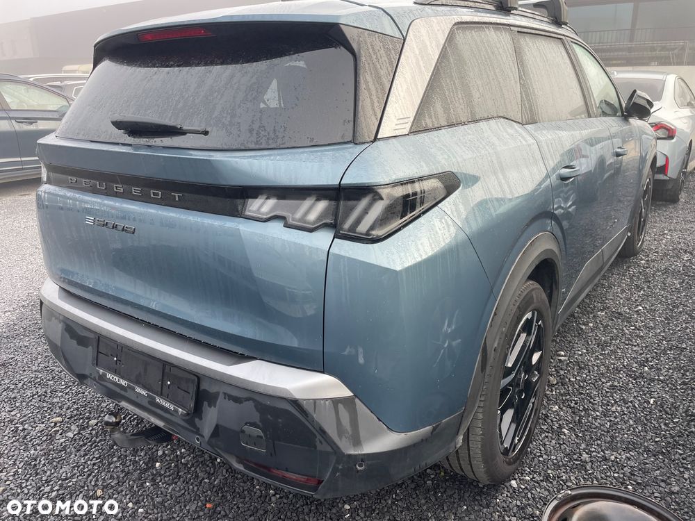Peugeot 5008 - 3
