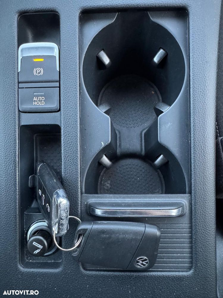 Volkswagen Passat 2.0 TDI SCR DSG Business - 21