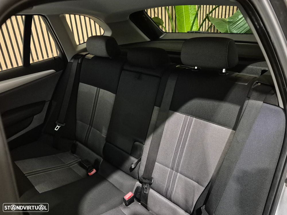 BMW X1 18 d sDrive - 16