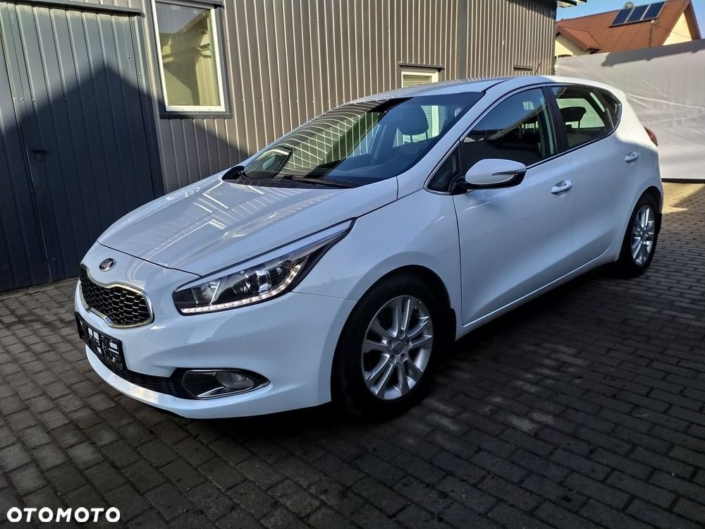Kia Ceed - 3